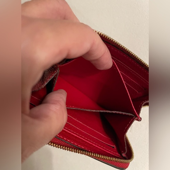 Authentic Louis Vuitton Emprentei Compact Zipper Wallet Beautiful Red COA - Picture 6 of 14
